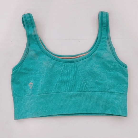 ivivva sports bra - Picture 2 of 3